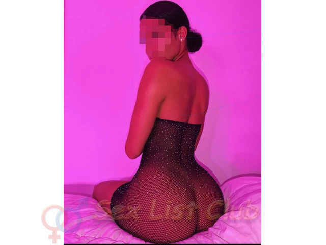 Khay latina estudiante escort eyaculacion cuerpo llamame