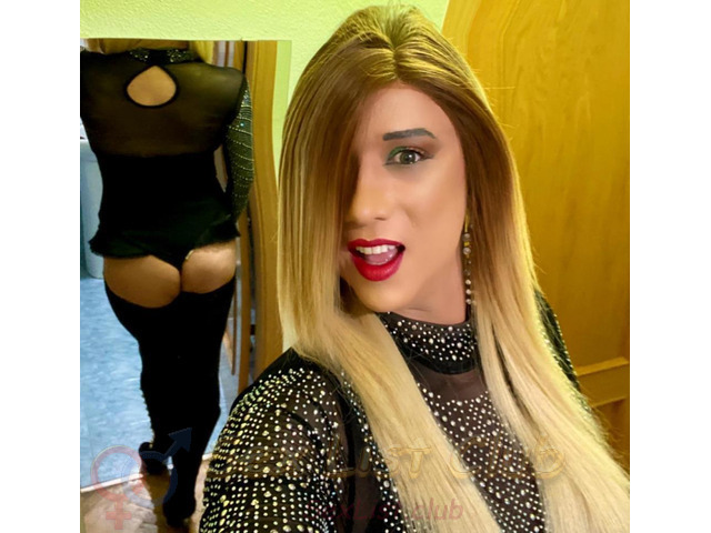 Delgada vicky travesti colombiana versatil