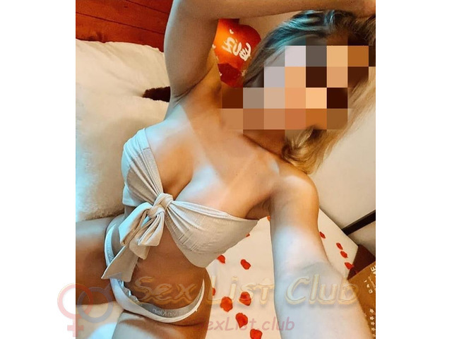 Licenciada en derecho foto real tetas grandes malaguena